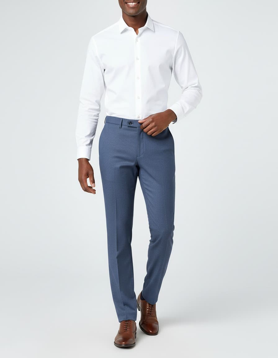 Pantalon stretch birdseye blauw — op model